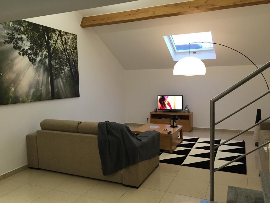 Gites Des Sablons Châtillon-sur-Marne Esterno foto